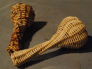 רעשנים קלועים